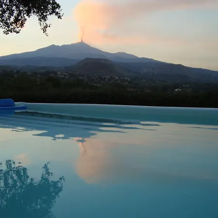 Vacanze Dietroserra Prázdninový dům Viagrande
